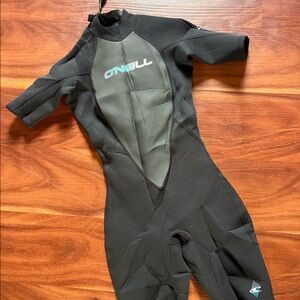 Size 4 women’s 2mm spring suit O’Neill